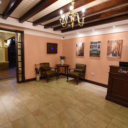 Casa Solada Hotel Kampala Luaran gambar
