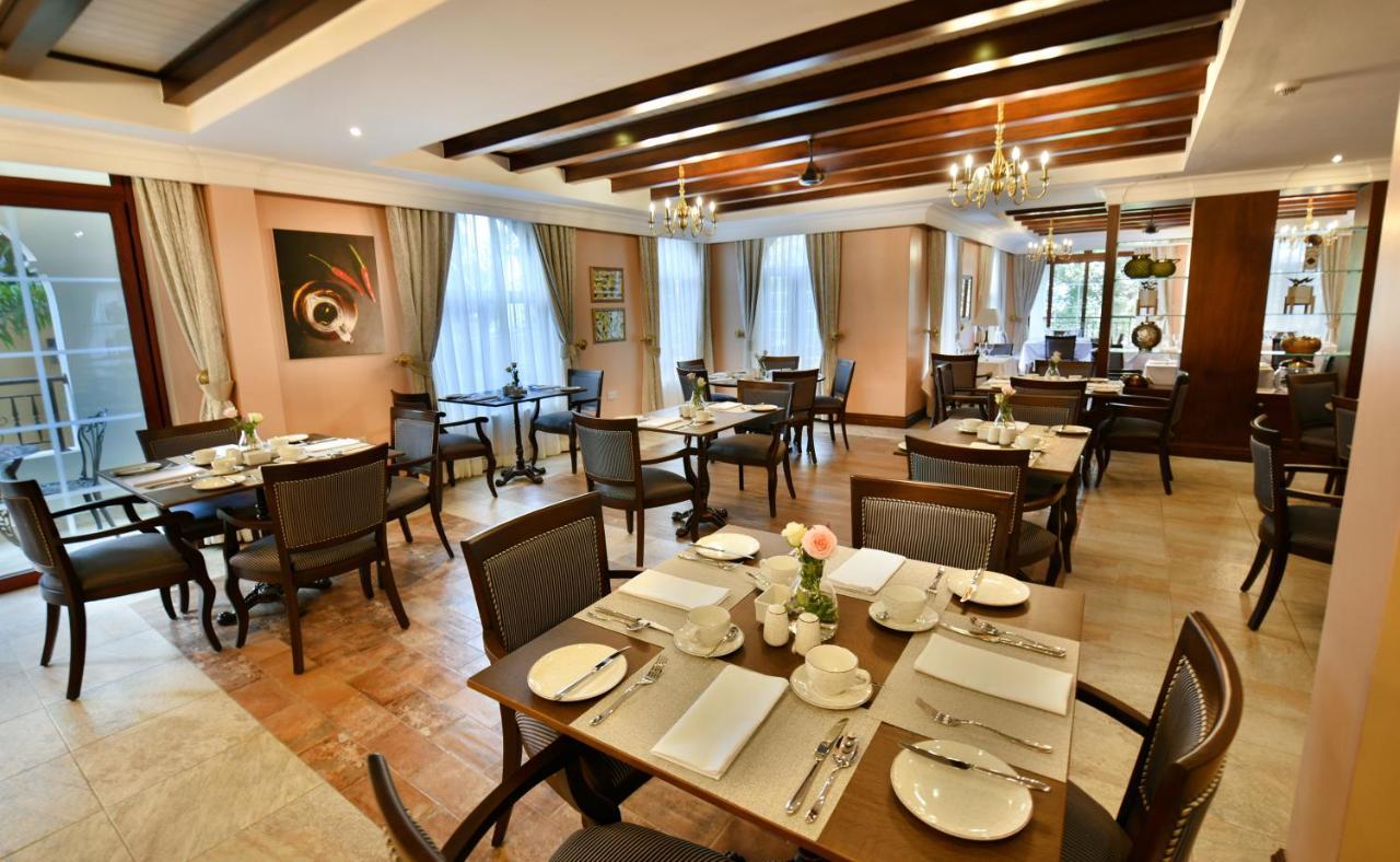 Casa Solada Hotel Kampala Luaran gambar