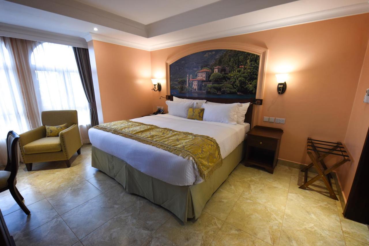 Casa Solada Hotel Kampala Luaran gambar