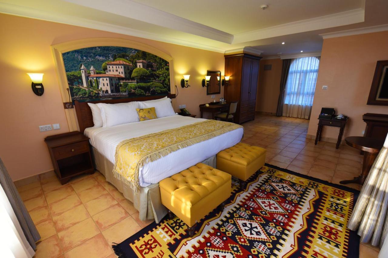 Casa Solada Hotel Kampala Luaran gambar