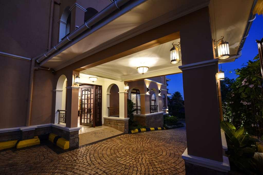 Casa Solada Hotel Kampala Luaran gambar